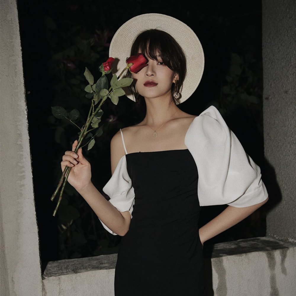 Elegant Summer Party with Asymmetric Design Casual